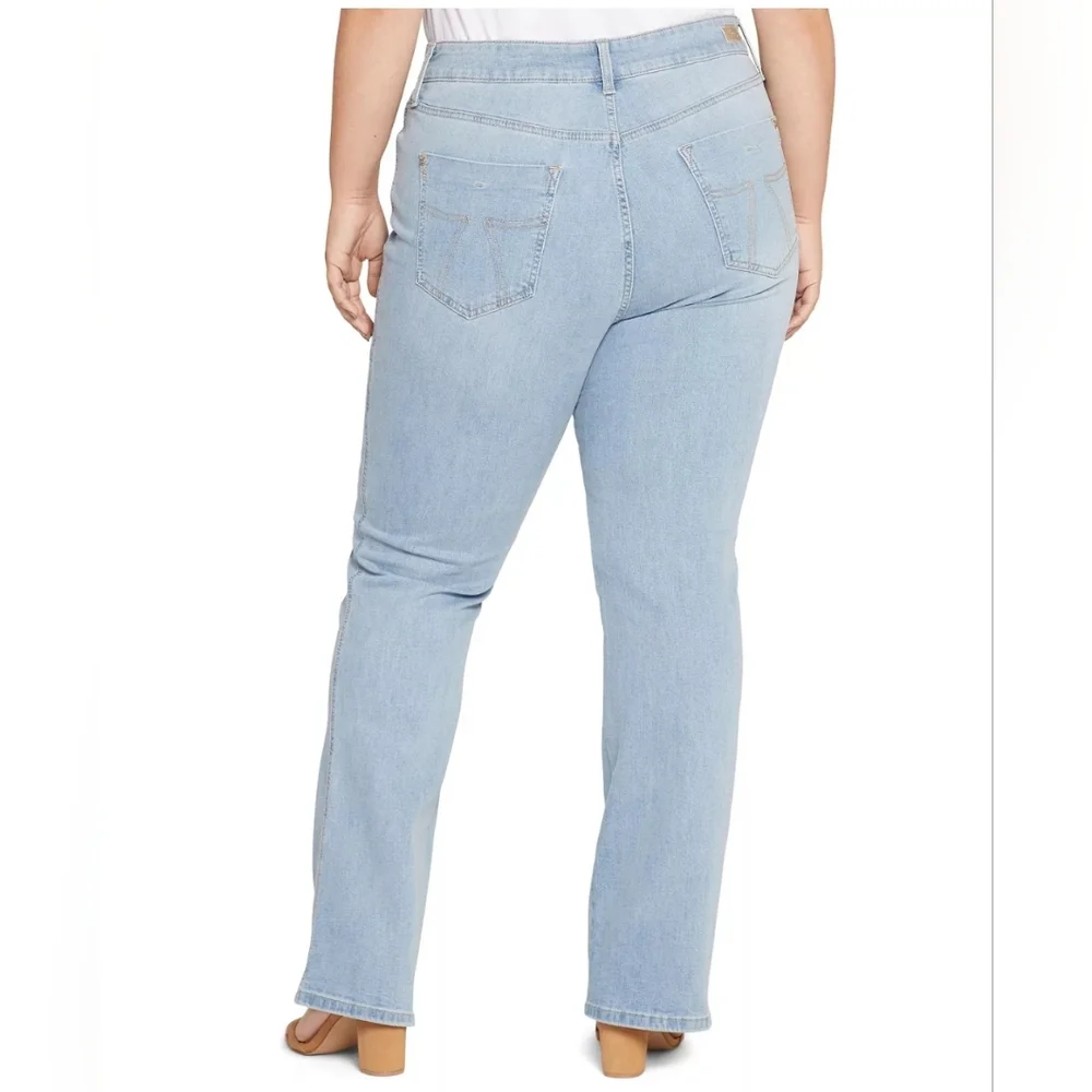Host Pick NWT SEVEN7 JEANS Bombshell High Rise Bootcut Plus Size - Picture 3 of 11